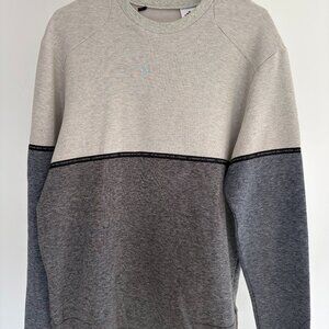 Adidas color black sweatshirt